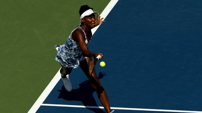 Venus Williams saw off Kimiko Date-Krumm
