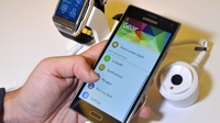 Samsung launches first Tizen phone Samsung launches first Tizen phone