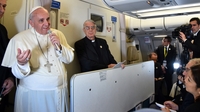 Pope defends ban on artificial contraception Pope defends ban on artificial contraception