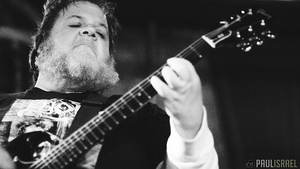 Tad Doyle in action (Photo: Paul Israel)
