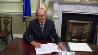 Opposition have no confidence in Ceann Comhairle Opposition have no confidence in Ceann Comhairle