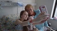 Chilean president visits ill girl who wants to die Chilean president visits ill girl who wants to die