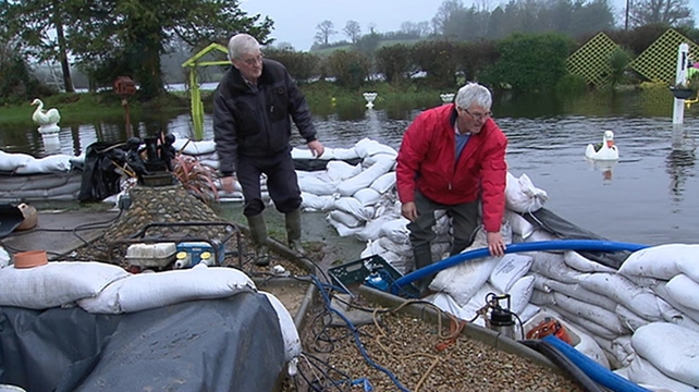 Residents in Roscommon battle to keep water from flooding their properties
