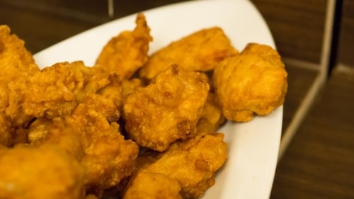Neven's Healthy Chicken Goujon: Cashew nut chicken