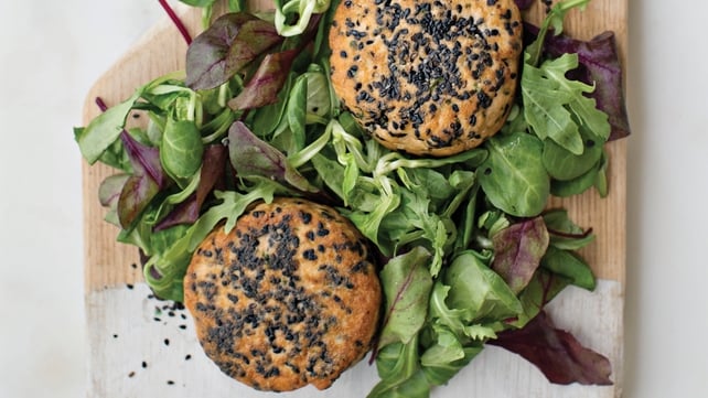 Roz Purcell's salmon burgers Roz Purcell's salmon burgers