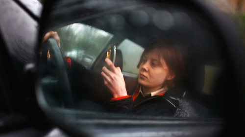 Irish drivers' illegal mobile phone and text use soars Irish drivers' illegal mobile phone and text use soars