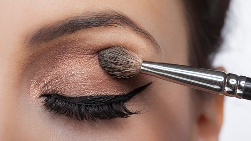 How often should you be cleaning your make-up brushes? How often should you be cleaning your make-up brushes?