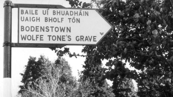 Signpost for Wolfe Tone's Grave, Bodenstown (1972)