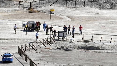 Boy, parents die after falling into a volcanic crater in Italy Boy, parents die after falling into a volcanic crater in Italy