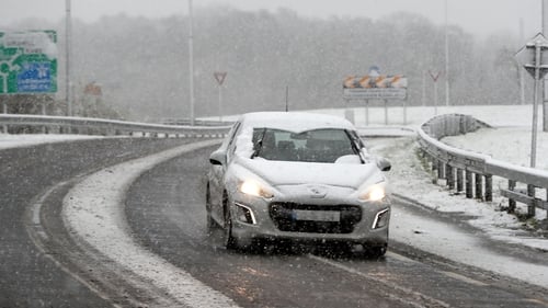 Weather warnings issued as temperatures fall Weather warnings issued as temperatures fall