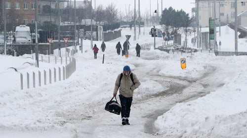 Status orange weather warning for Ireland has been extended