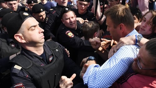 Alexei Navalny arrested at anti-Putin protest