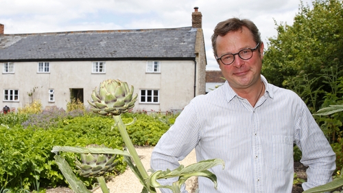 Hugh Fearnley-Whittingstall reveals 'industry's dirty secret' Hugh Fearnley-Whittingstall reveals 'industry's dirty secret'