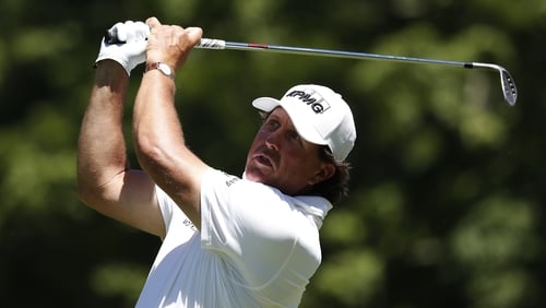 Phil Mickelson breaks rules at Greenbrier