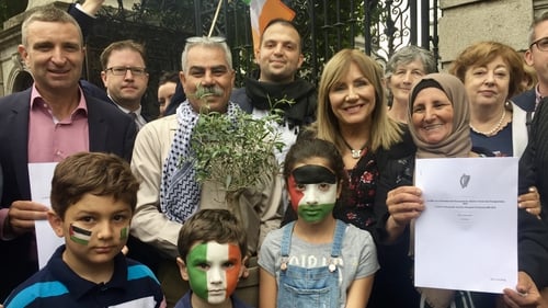 Irish vote rejecting illegal Israeli settlements hailed