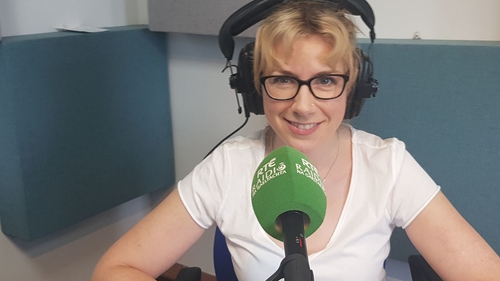 Gabh ar aistear ceoil le Muireann! Gabh ar aistear ceoil le Muireann!