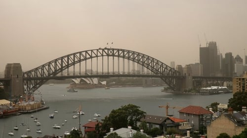 Drought-fueled dust storm blankets eastern Australia