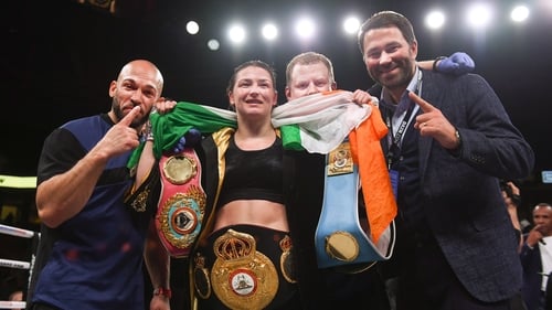 Class gesture from Delfine Persoon to Katie Taylor after tense face-off