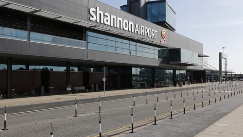 Shannon continues to be the only airport outside of Dublin with flights to the US through Boston, JFK, Newark and Philadelphia Shannon continues to be the only airport outside of Dublin with flights to the US through Boston, JFK, Newark and Philadelphia