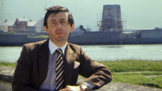 Tom MacSweeny and Blennerville Windmill (1984)