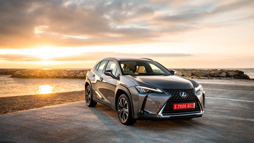 Review: Toyota sibling is a better deal than new Lexus crossover Review: Toyota sibling is a better deal than new Lexus crossover