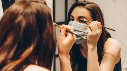 There's a new trend for matching your mask to your eye make-up There's a new trend for matching your mask to your eye make-up