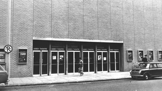Abbey Theatre Dublin, RTÉ Photographic Archive 0379/096