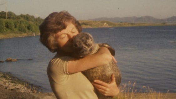 Noelle Middleton and Pup Seal in Sligo (1982)