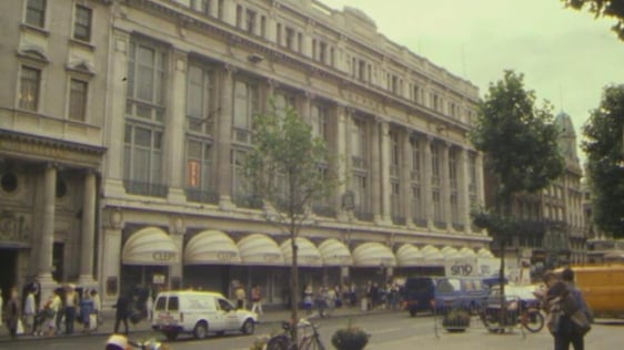 Clery's closed a result of strike, 1983