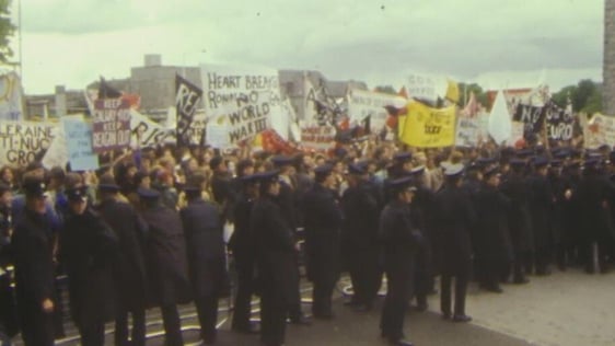 Protests in Galway over Reagan visit, 1984