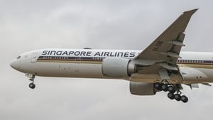 One dead as Singapore Airlines plane hits turbulence