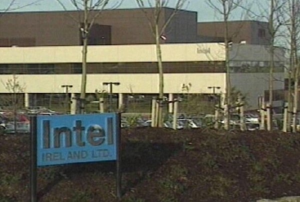 Intel - Seeks to streamline business