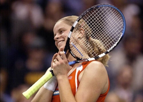 Kim Clijsters trounced American Meilen Tu 6-1 6-0