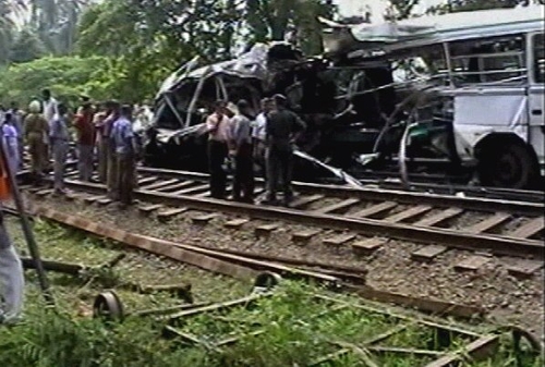 Sri Lanka - Train and bus in collision