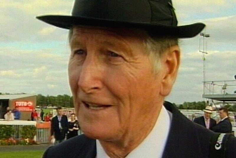 Smurfit stands down from Smurfit Kappa