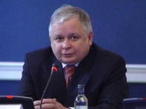 Jaroslaw Kaczynski - Sacks deputy in coalition