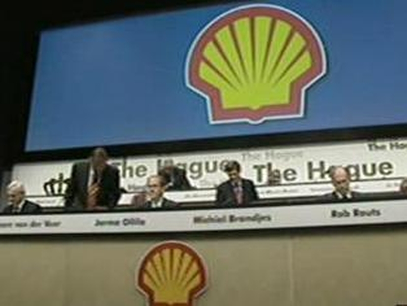 Outsourcing threat to Shell jobs