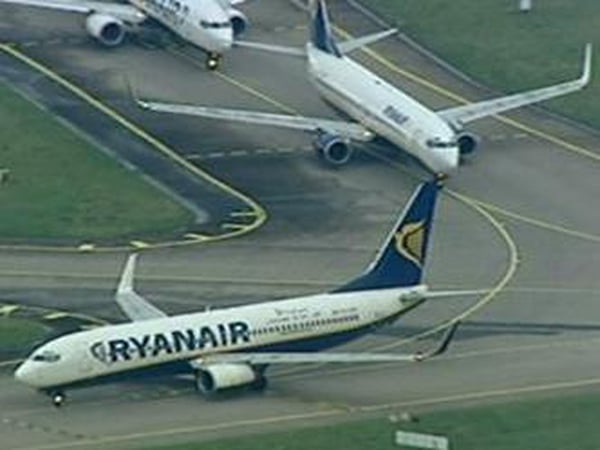 Ryanair - Says 50 Dublin jobs will go