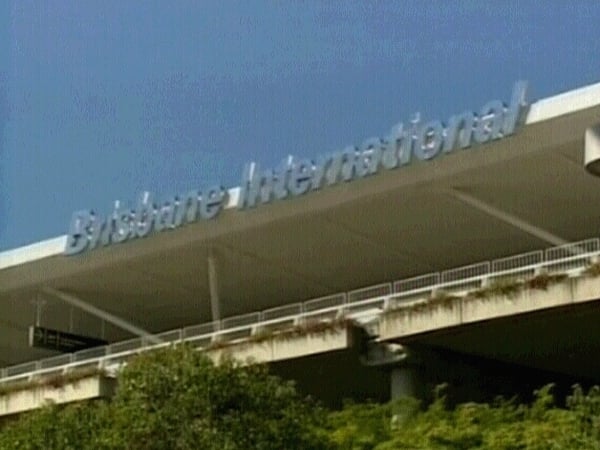 Brisbane airport - Man arrested in UK inquiry