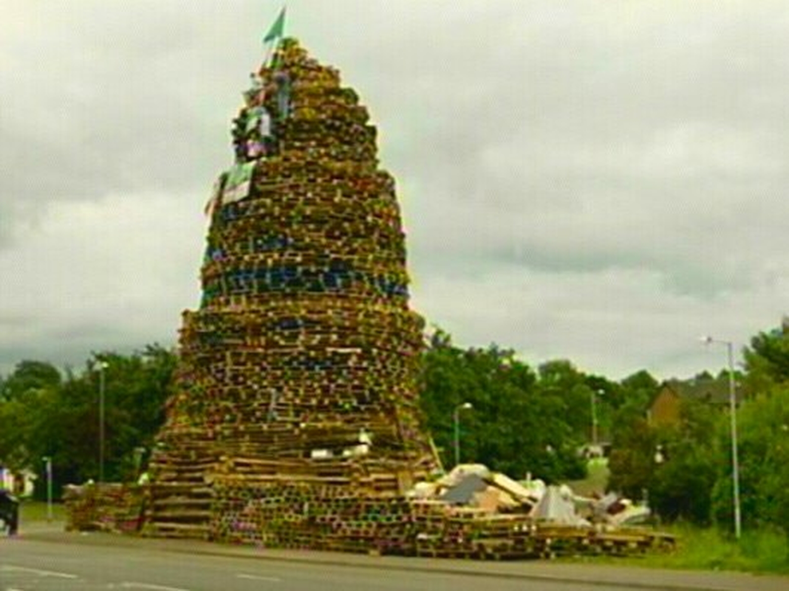 Ecofriendly bonfire tested in NI