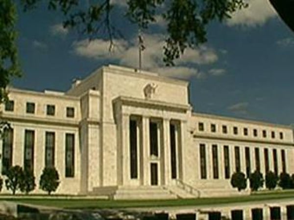 US Federal Reserve - €800 billion pumped into financial system