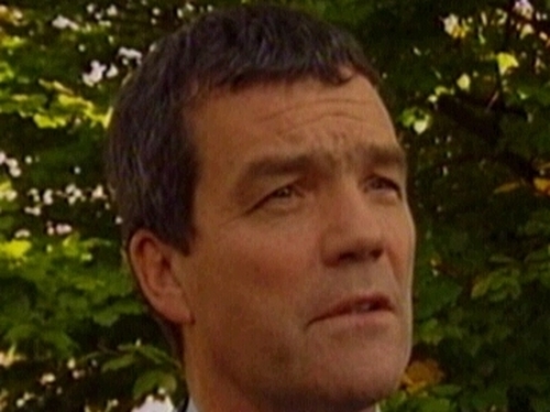 Noel Dempsey - Defers new licence