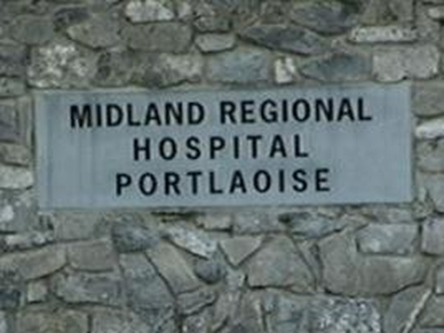 Hospital - HSE has asked consultant to return to work
