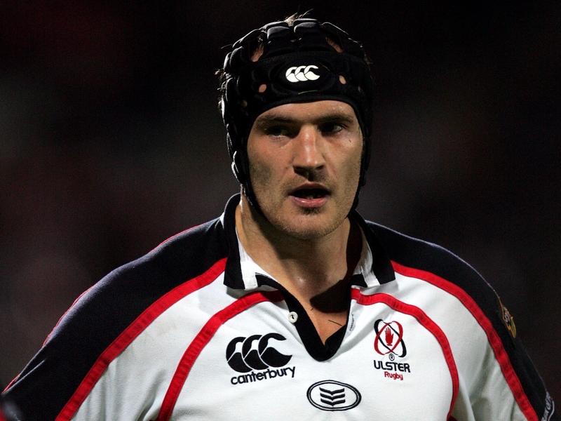 Ulster's Barker signs for Castres