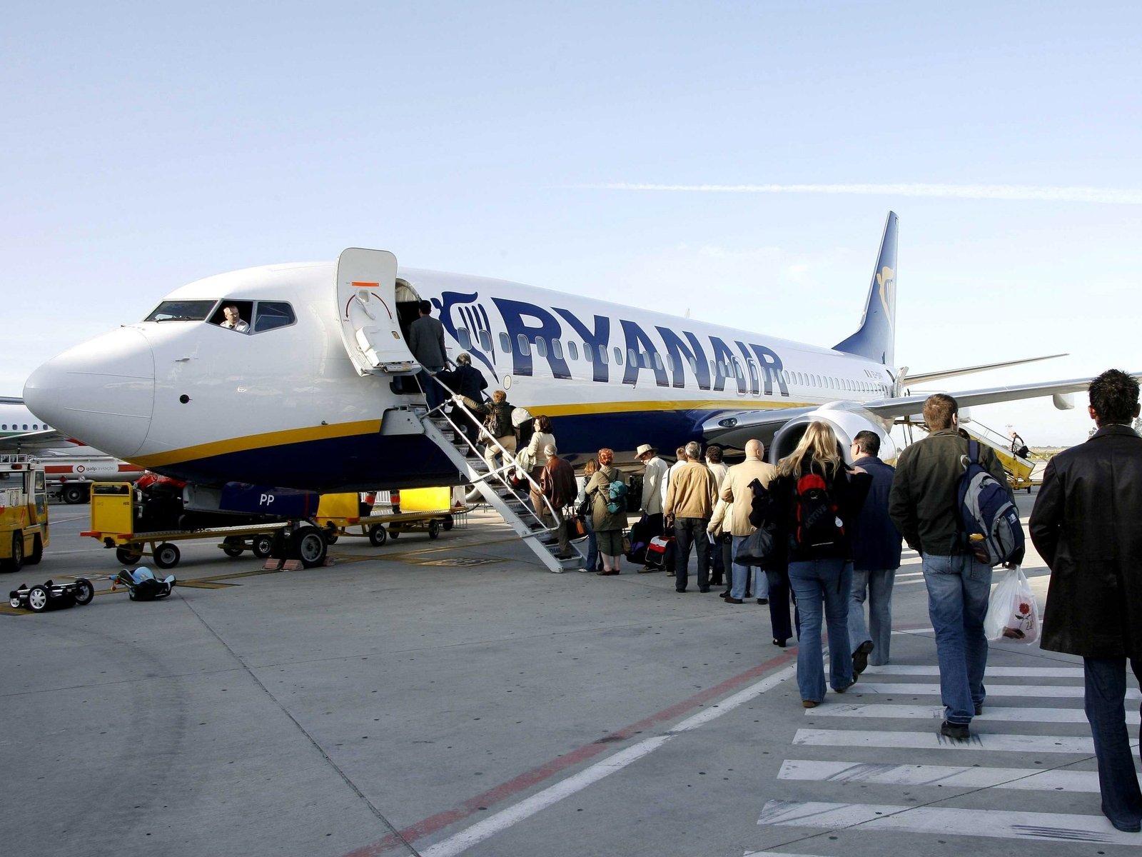 ryanair case size 2019