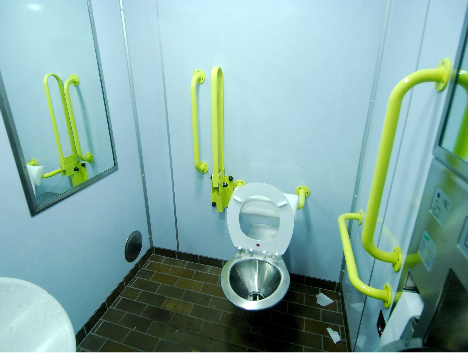 Text service helps locate nearest toilet