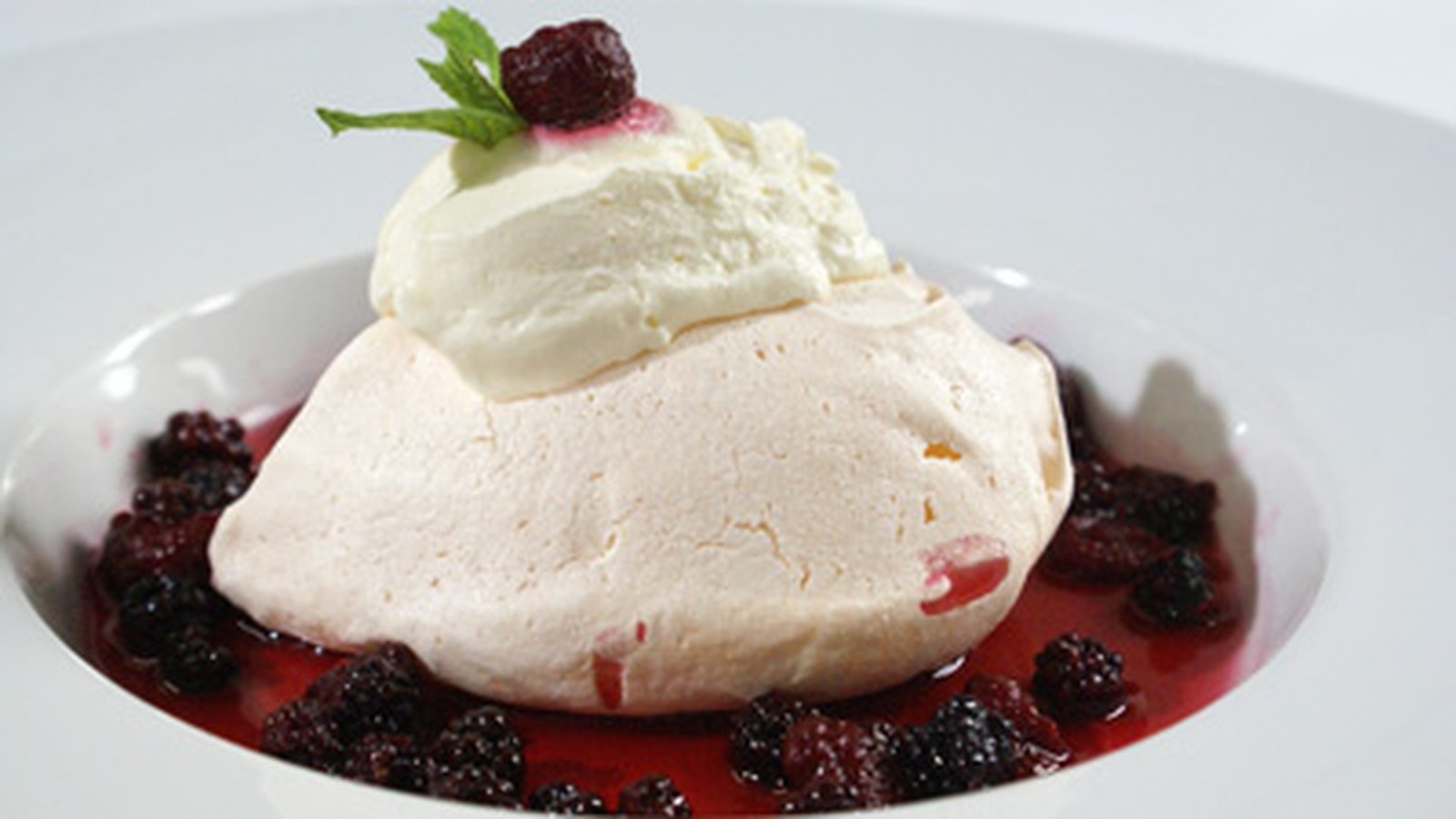 Sticky Toffee Pavlova with Fresh Fruit