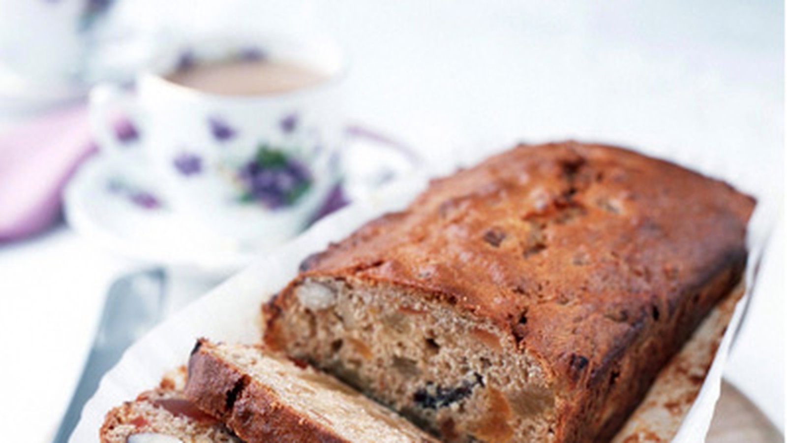 Fat Free Yorkshire Tea Loaf Fruit Cake Recipe - Tasty Bakes Kitchen