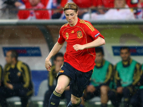 Fernando Torres scored two late goals for Liverpool