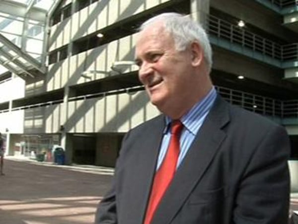 John Bruton - Warns of risk of protectionism